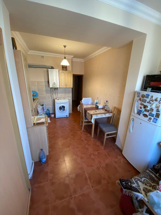 Large Cozy Apartment On Beginning Of Komitas Ave Jerevan Eksteriør billede